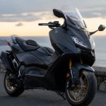 Yamaha tmax : le scooter sportif qui séduit les conducteurs exigeants