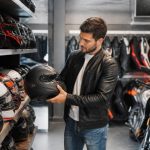 Moto shop : comment choisir l’équipement et la moto adaptés à vos besoins